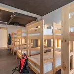 Ekoos Hostel, Eko Ostello