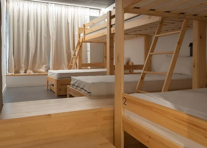 Ekoos Hostel, Eko Vandrarhem *