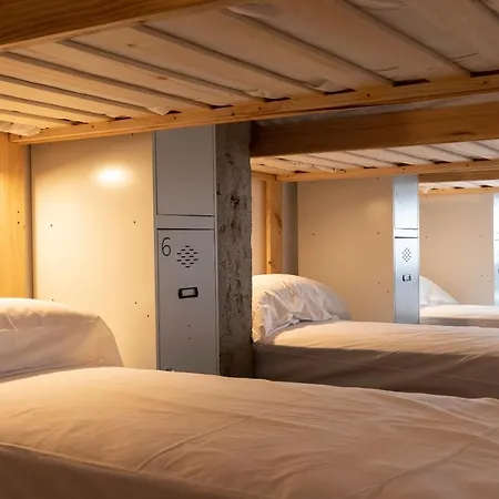 Albergue Ekoos Hostel, Eko *