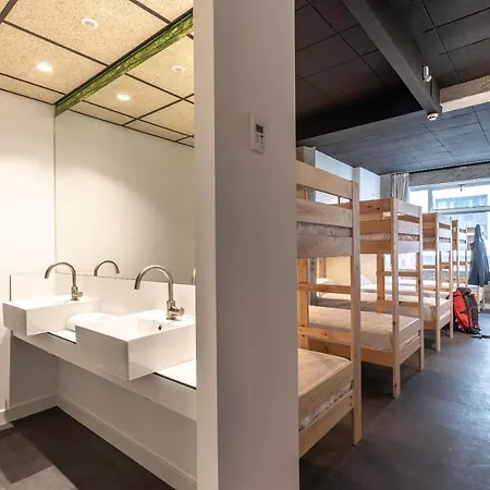 Ekoos Hostel, Eko Ostello