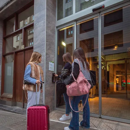 بيت شباب Ekoos Hostel, Eko *