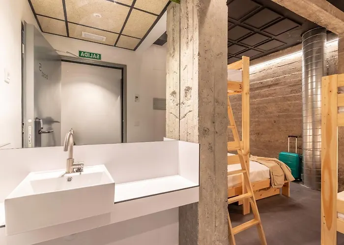 Ekoos Hostel, Eko Hostel Μπιλμπάο