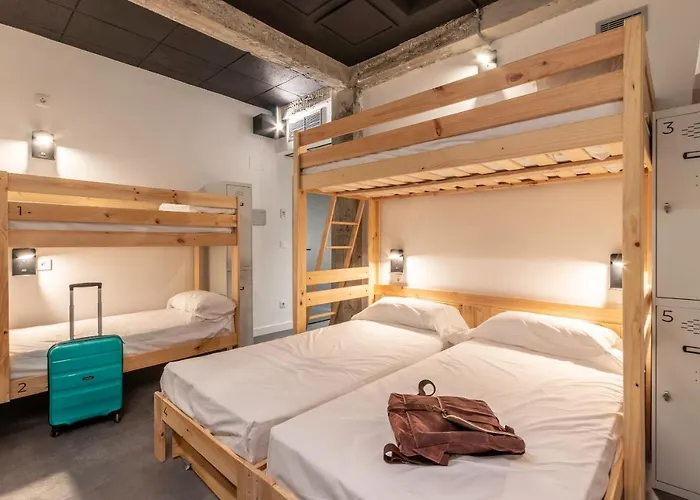 Hostal Ekoos Hostel, Eko *