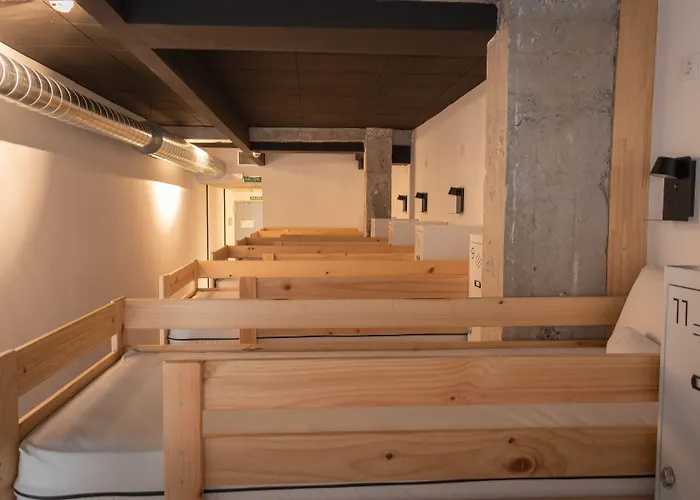 Ekoos Hostel, Eko Hostal