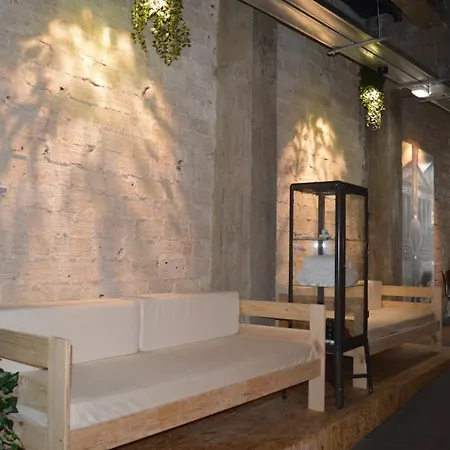 Ekoos Hostel, Eko * Bilbao