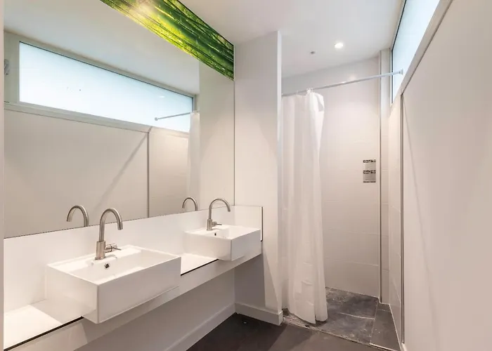 Albergue Ekoos Hostel, Eko *